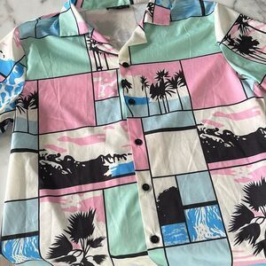 RomWe Short Sleeve Button Up Mens Small